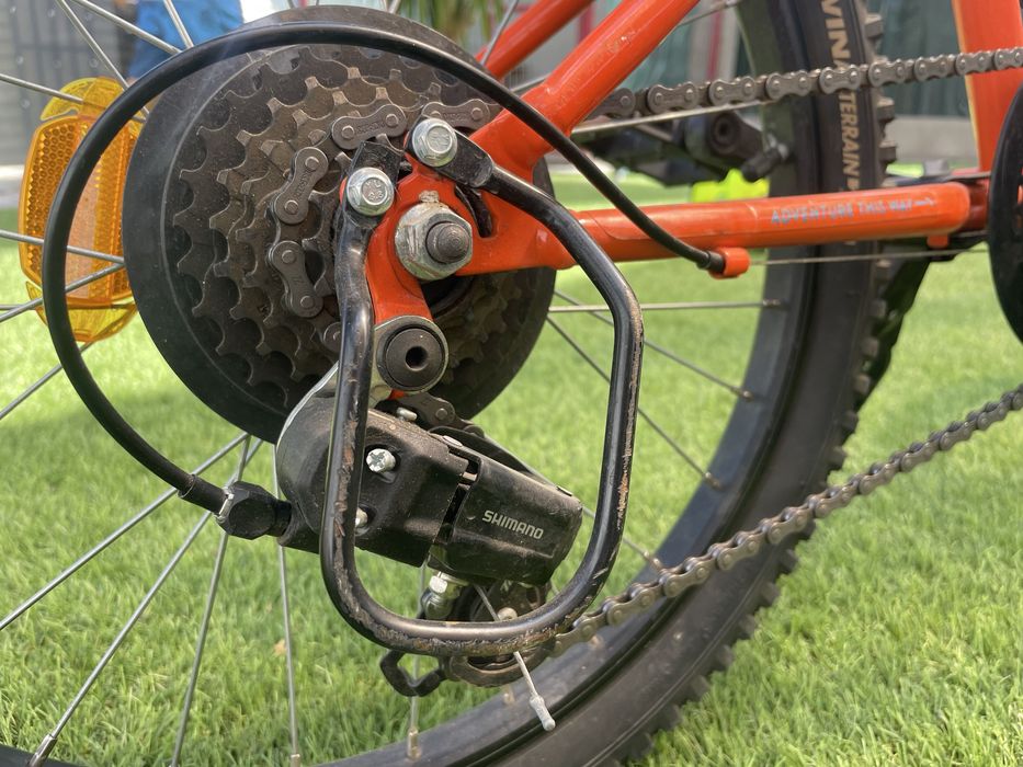 Bicicleta copii 6-10 ani + casca enduro
