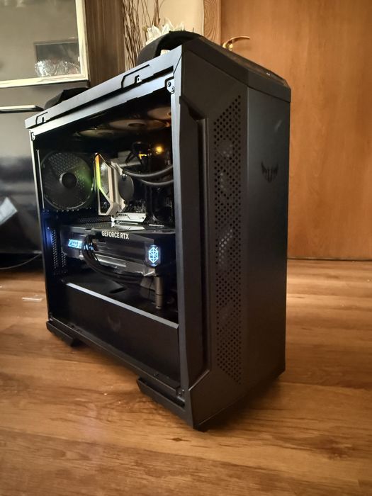 AI машина/ I9 13900K/Водно/64GB/RTX 5090 32GB GDDR7X/4TB SSD