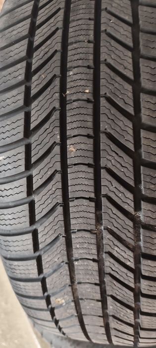 Roți iarnă Skoda/jante/anvelope iarnă 235/50/19/Continental/dot2023/Vw