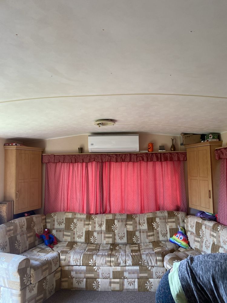 Vand casa mobila