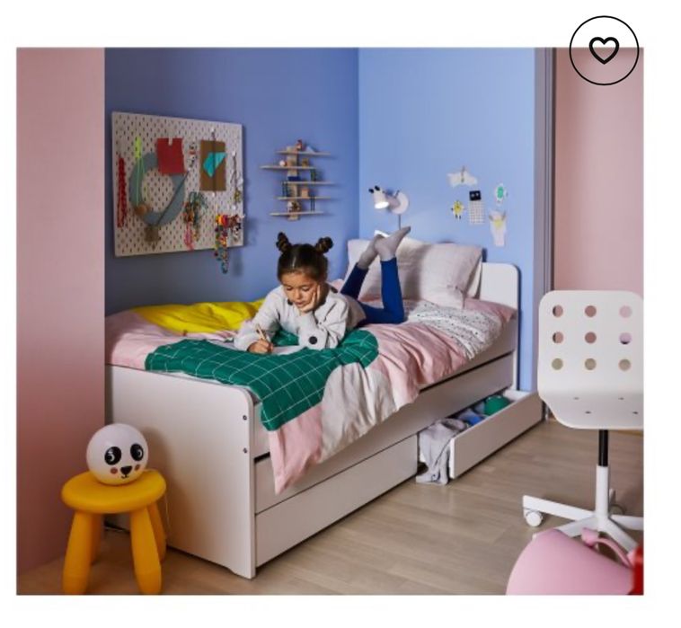 легло IKEA с допълнителен модул за сън и място за съхранение