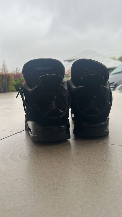 Se vinde jordan 4 black cat