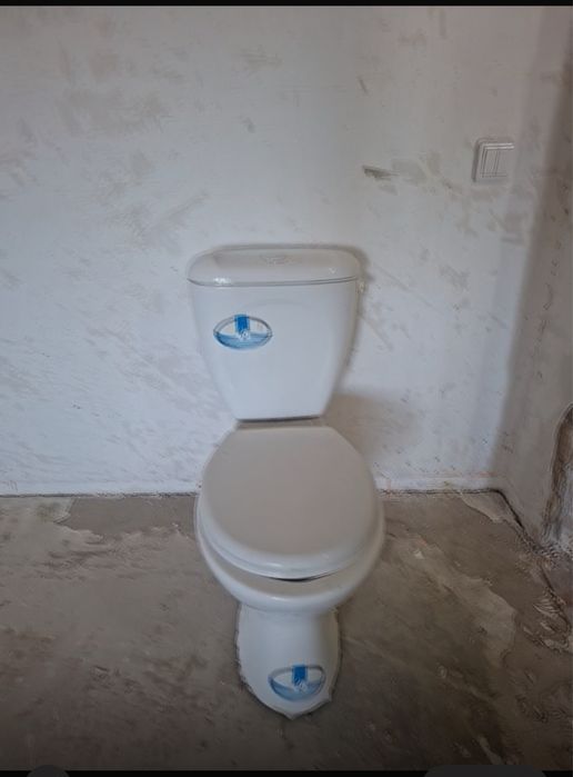 Унитаз, раковина б/у