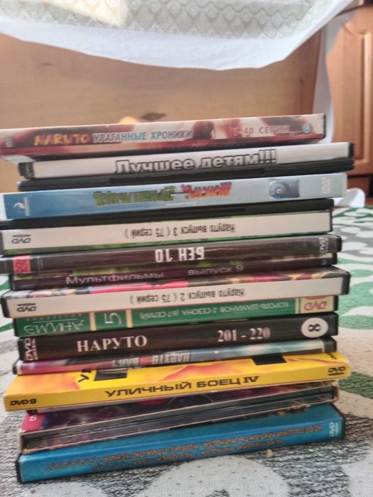 Продаю 16 мультфильмов с дисками за каждую 50тг