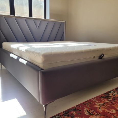 Дизайнерская кровать на заказ