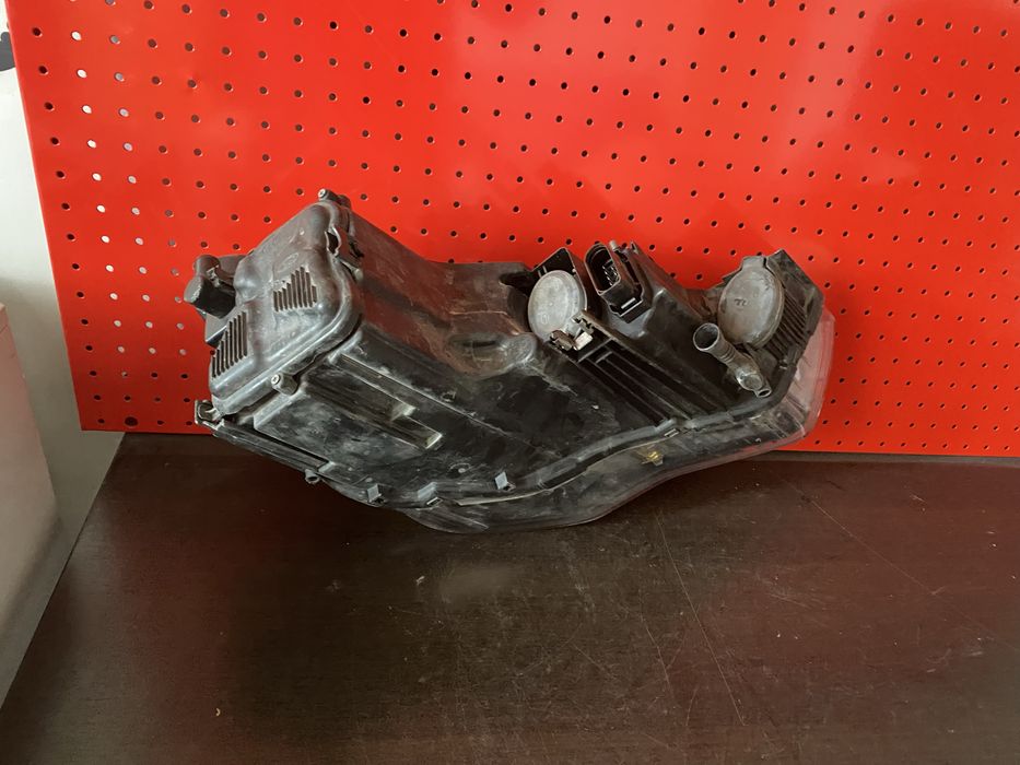 Far stanga halogen Audi A1 an 2010-2015