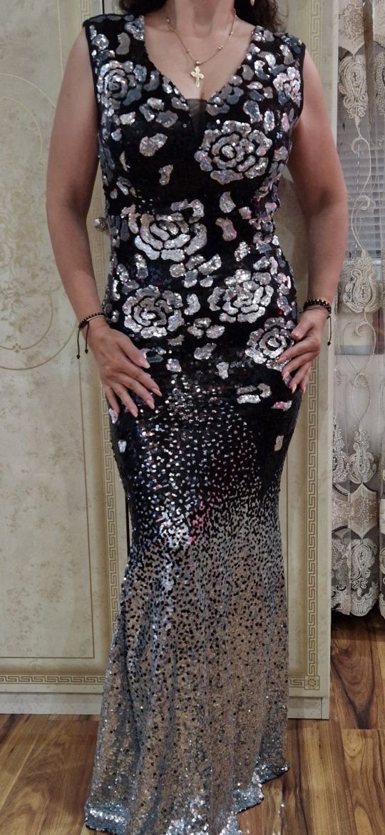 Rochie superba stil sirena la doar 190 lei
