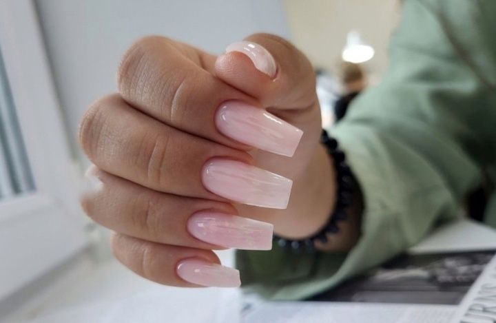 Акция Маникюр педикюр наращивание ногтей