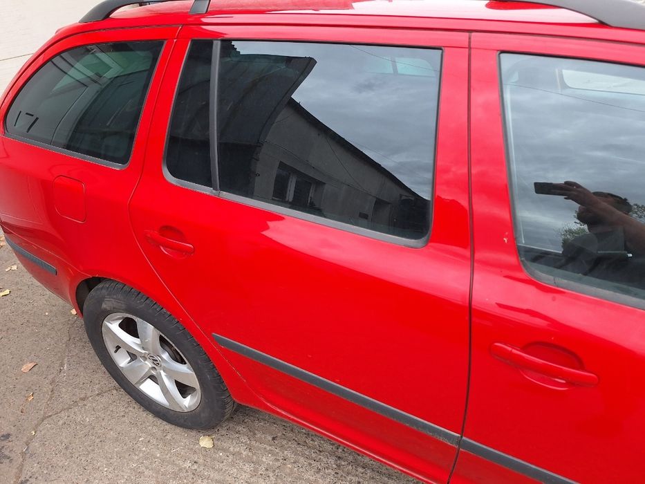 Usa  Portiera spate dreapta SKODA OCTAVIA II Combi 1Z5 2004 - 2013 , r