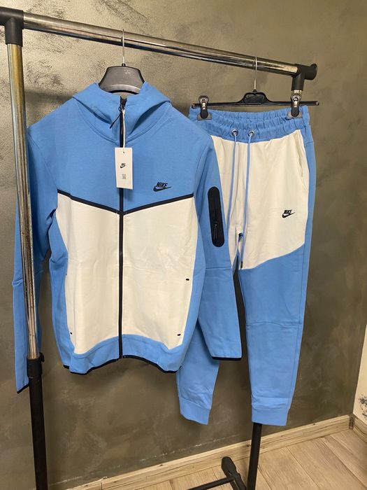 Trening nike tech