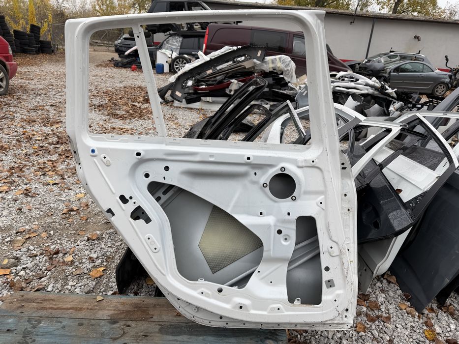 Врата BMW 2 Gran Tourer