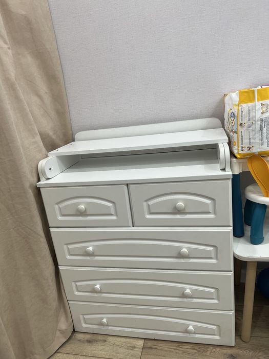 Пеленальный стол и комод