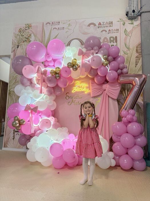 Decor baloane botez majorat cifre18 cabina foto platforma 360 castel g