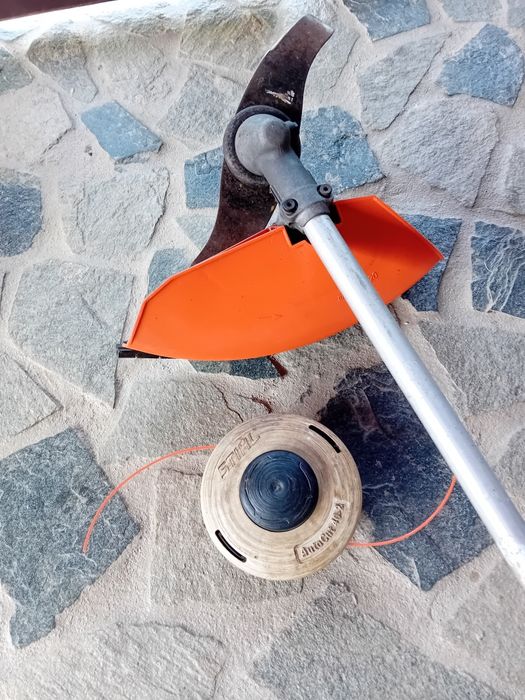 Vând motocoasă Stihl FS 300