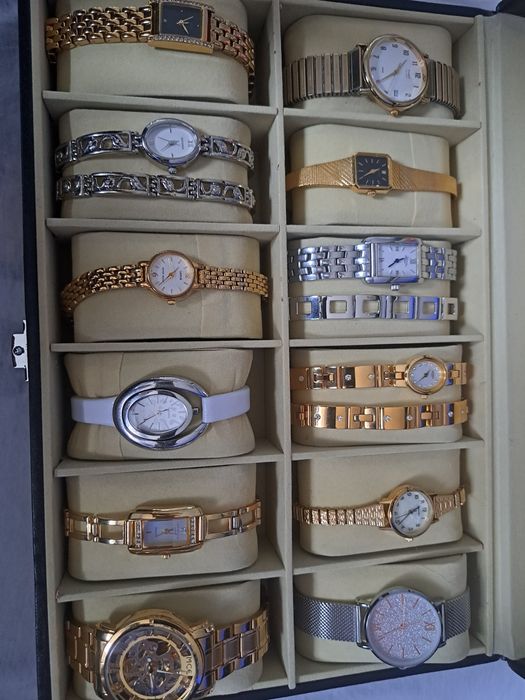 Colectie-12 ceasuri funcționale ± 3 brățară, cutie inclusă