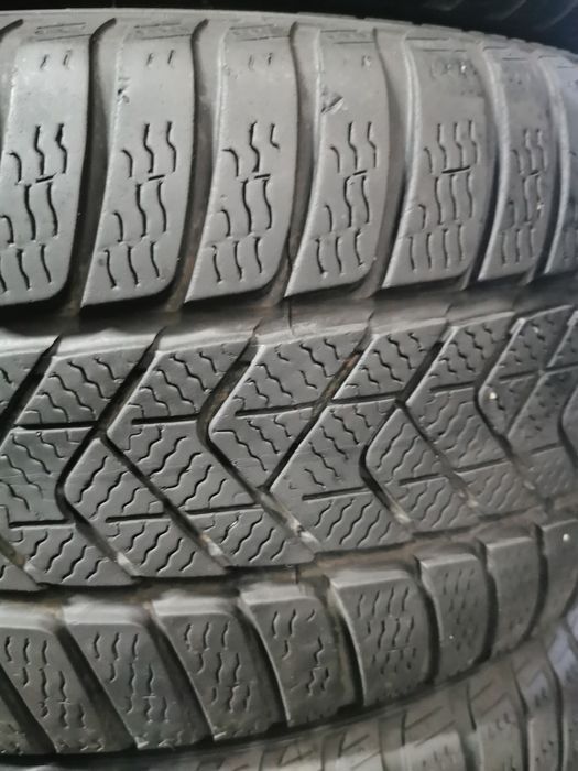 245 50 19 anvelope iarna pirelli BMW x3 Audi Mercedes