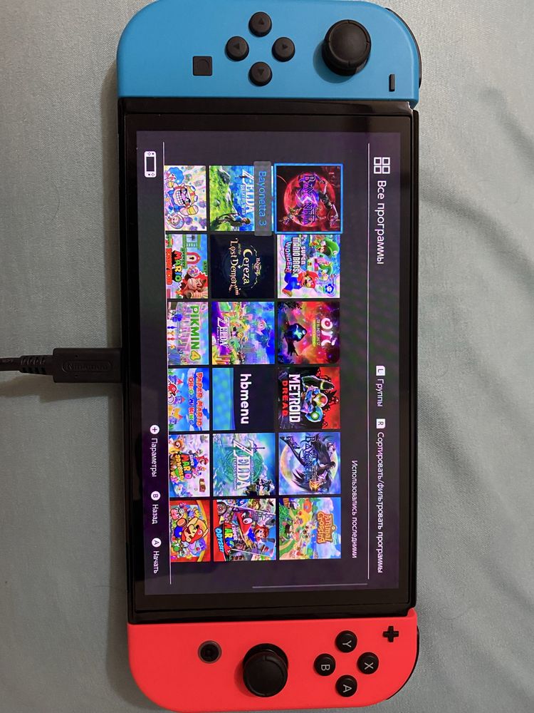 Продаю необычную Switch OLED