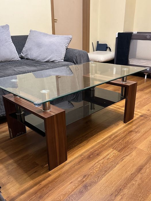 Холна стъклена маса