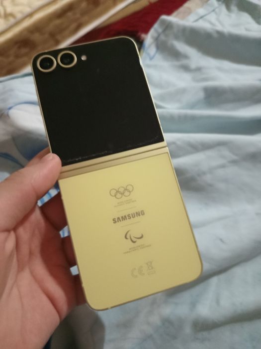 Samsung galaxy z flip 6 olympic edition