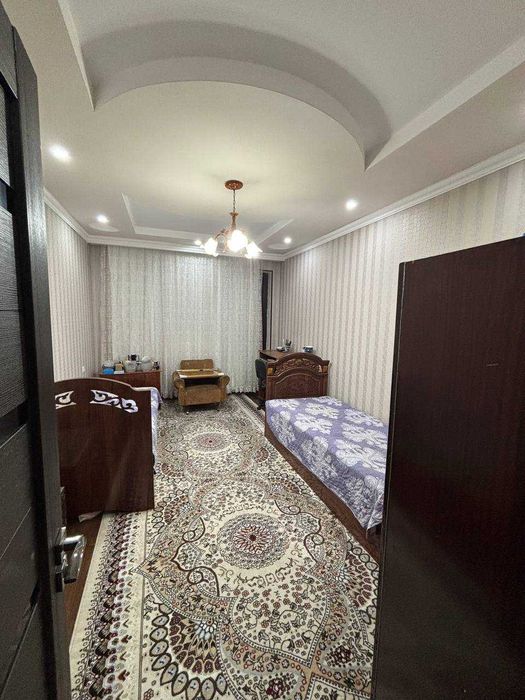 СРОЧНО !! Продается квартира в Яшнабаде 3/3/4 (68 кв/м ) Асалабад 1