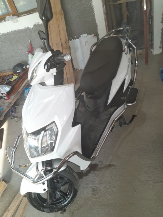 Eliktiro bayk  kavasakiy sotilai sirojniy bir zaryatiga 100kilomitir y