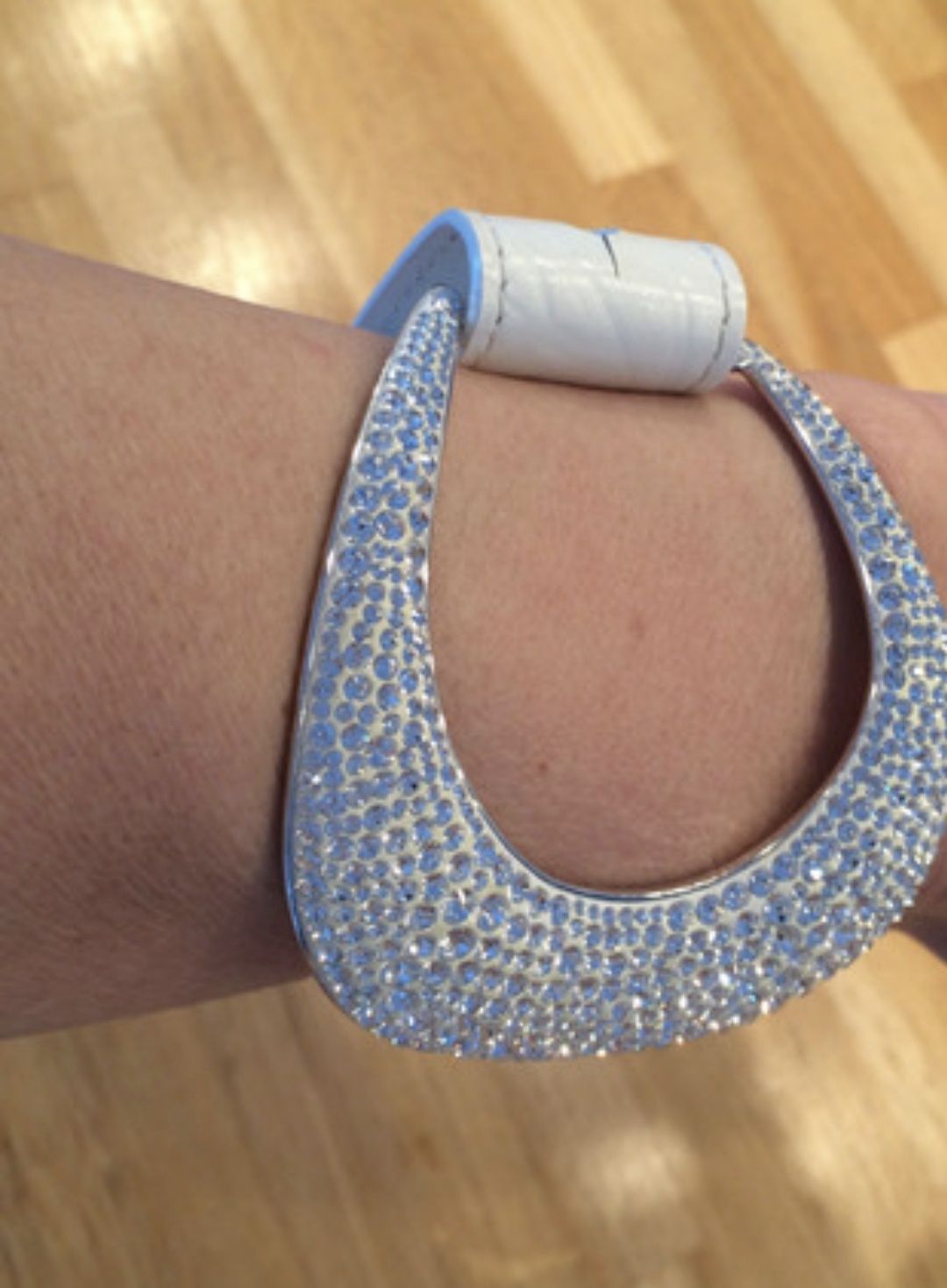 Оригинална гривна Swarovski