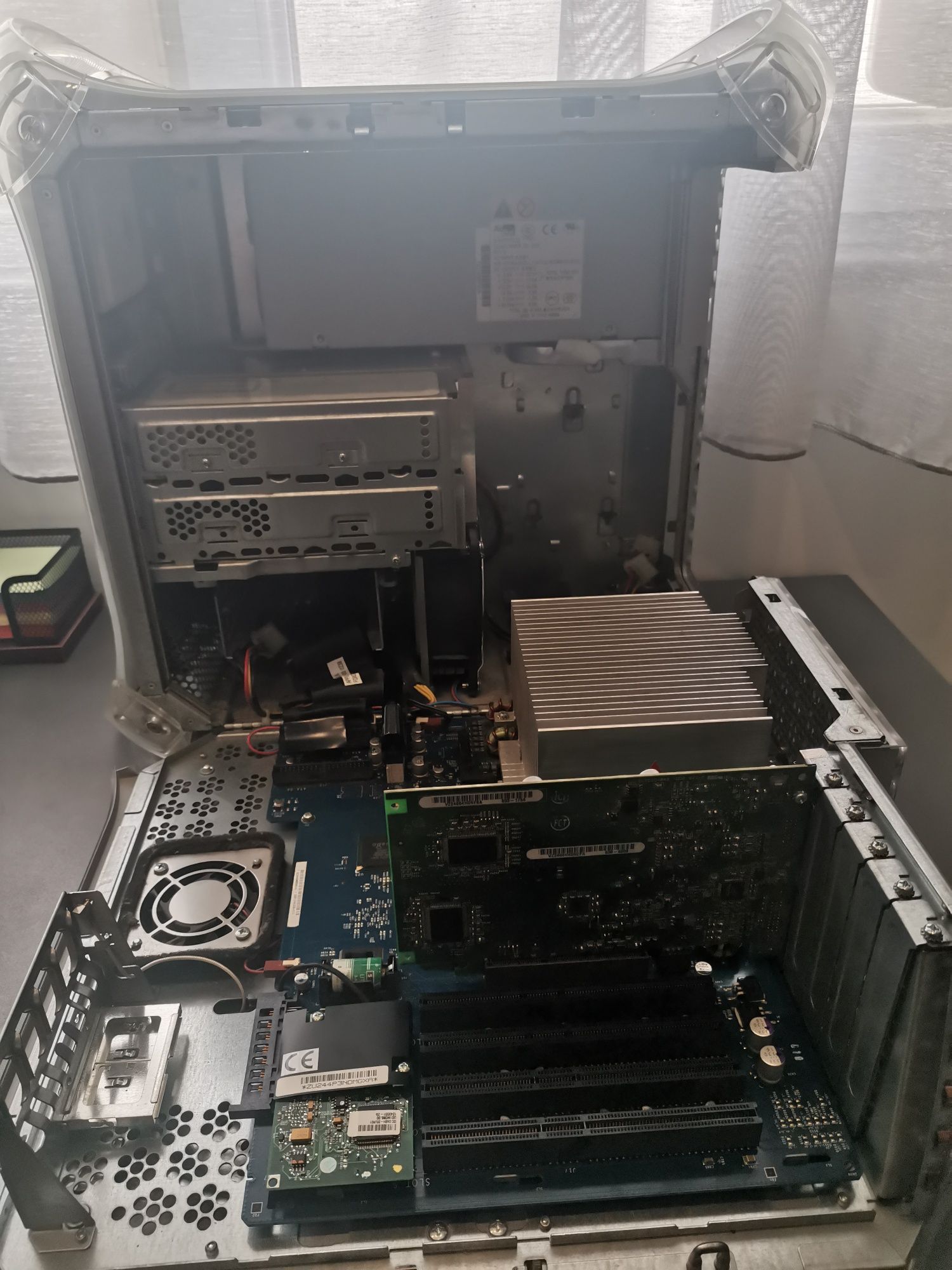 Продавам Power Mac G4