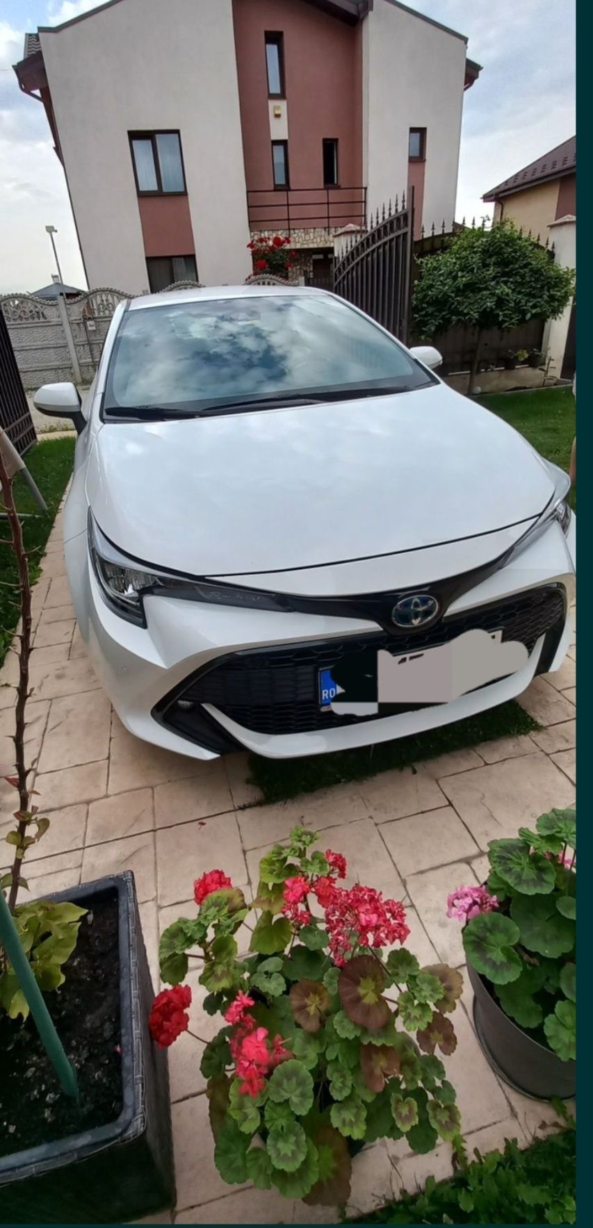 Toyota Corolla Hybrid an 2021 18000km