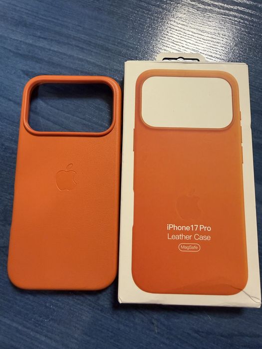 MagSafe Leather Case iPhone 17 pro