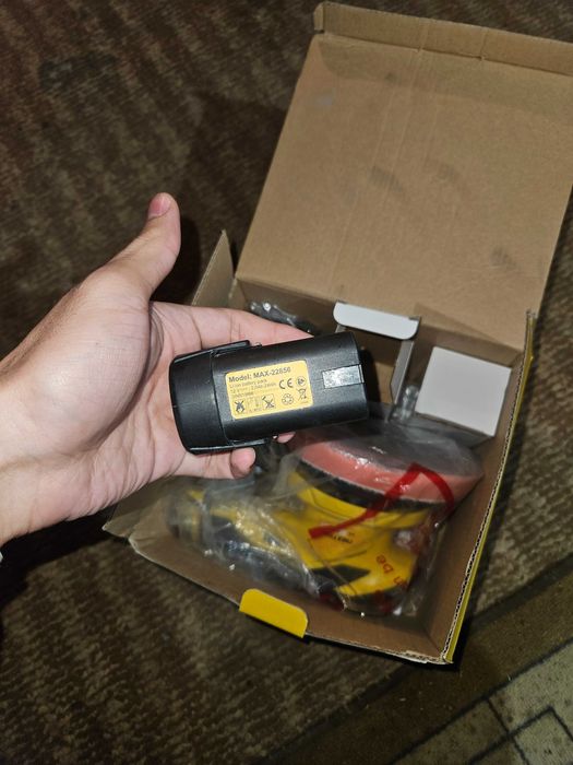 Полираща/шкуряща машина на батерии