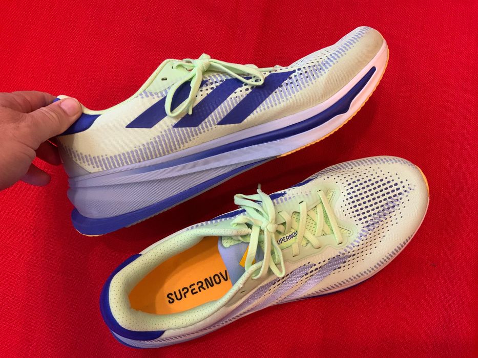 Adidas supernova-оригинални маратонки 49 размер