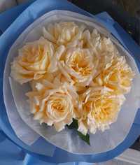 Букет цветов розы