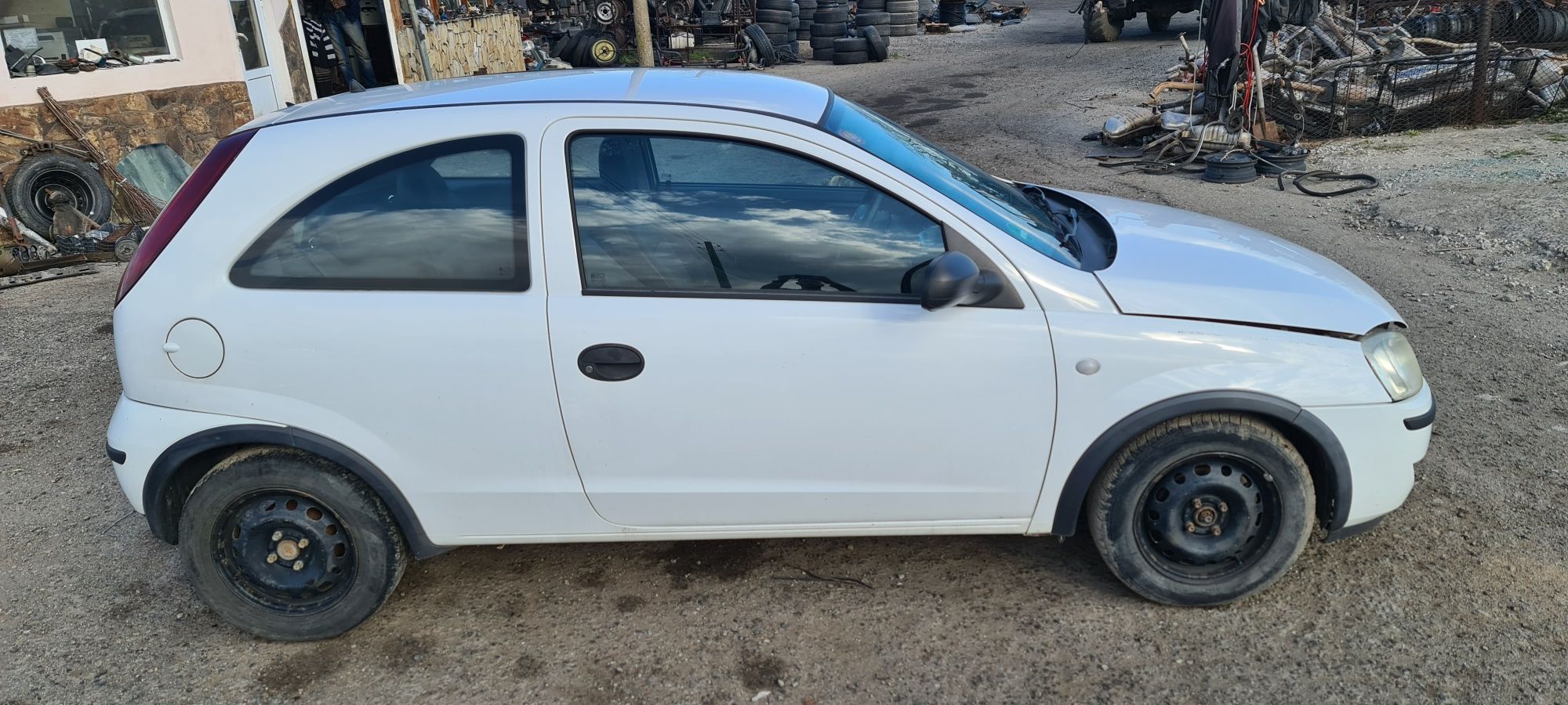 Opel Corsa C (1.3d  2005г.) на части