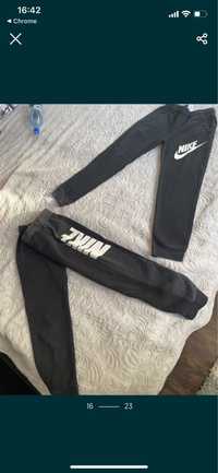 Pantaloni trening Nike originali