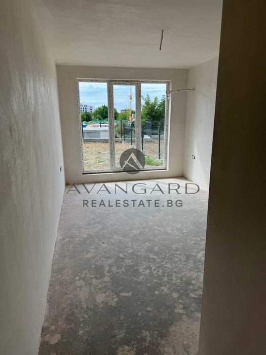 Продава се Тристаен апартамент в Пловдив, Остромила - 180 кв.м за 1195 €/кв.м - Снимка #6