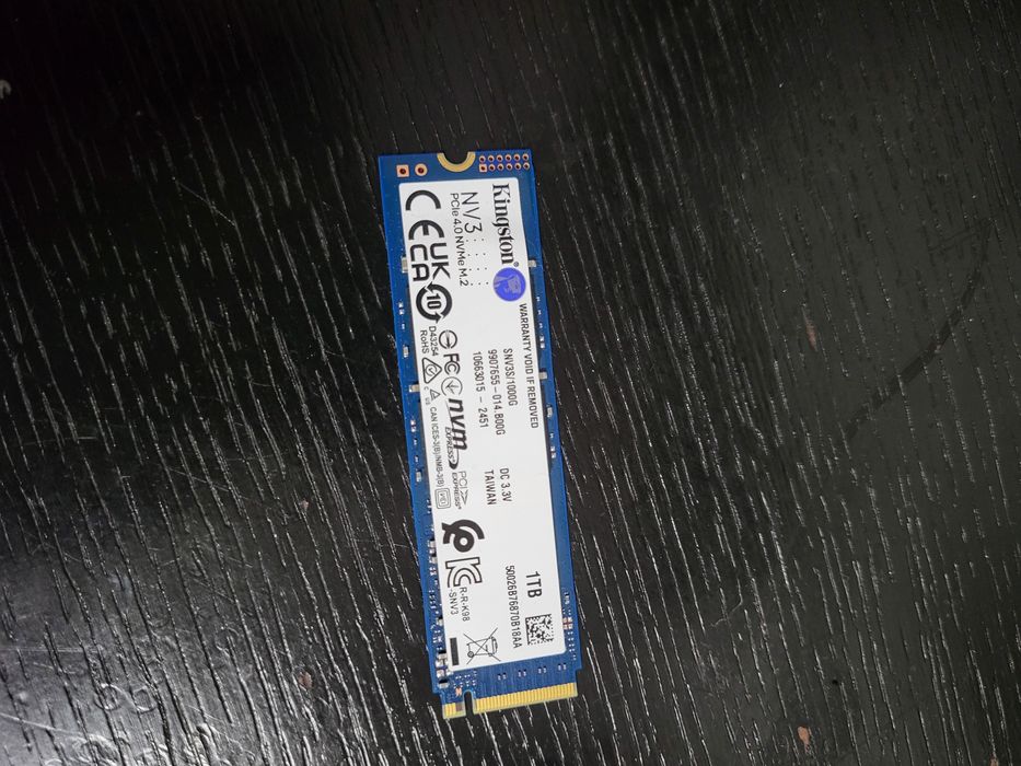 Vand/ schimb ssd kingstone 1T cu rx580
