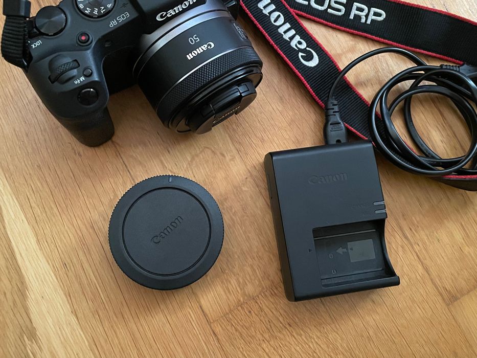Canon EOS RP + RF 50mm f/1.8