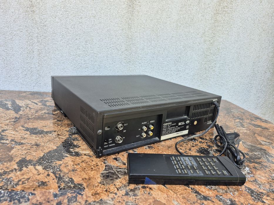 Vand video marca Orion model VH- 930ARC , made in Germany 

- HQ

- A