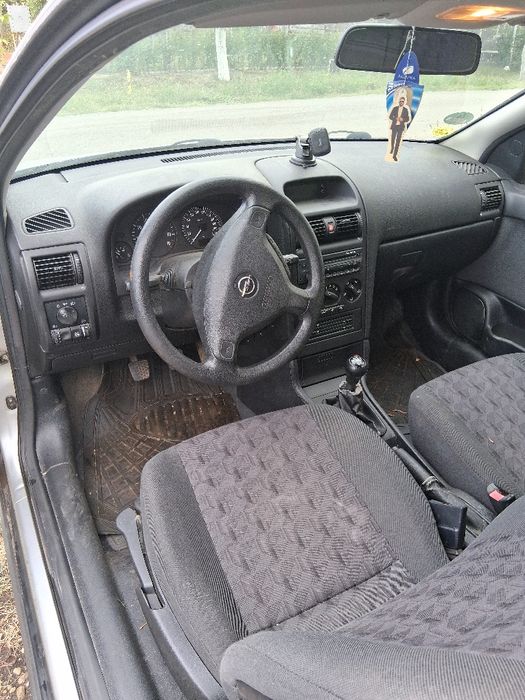 Vând Opel astra g benzina