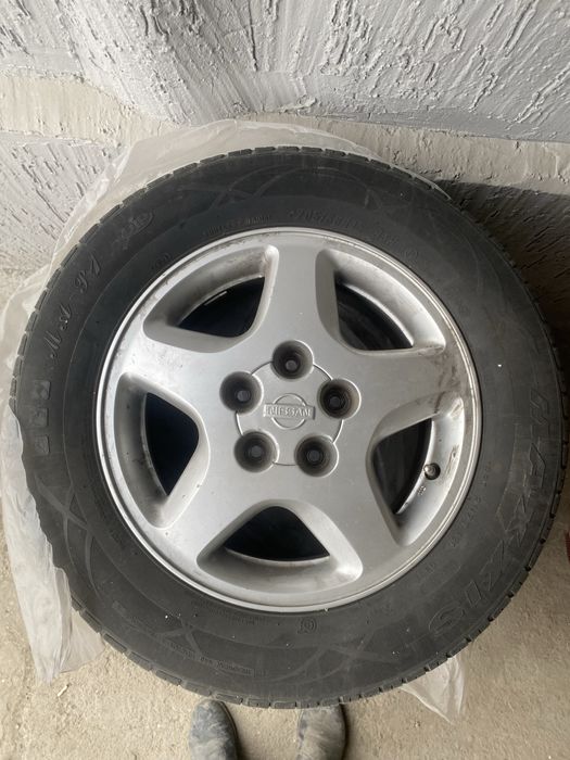 Диски с покрышками 205/65/15