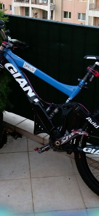 "Bicicletă Giant Glory DH, mărime adult, foarte bine întreținută