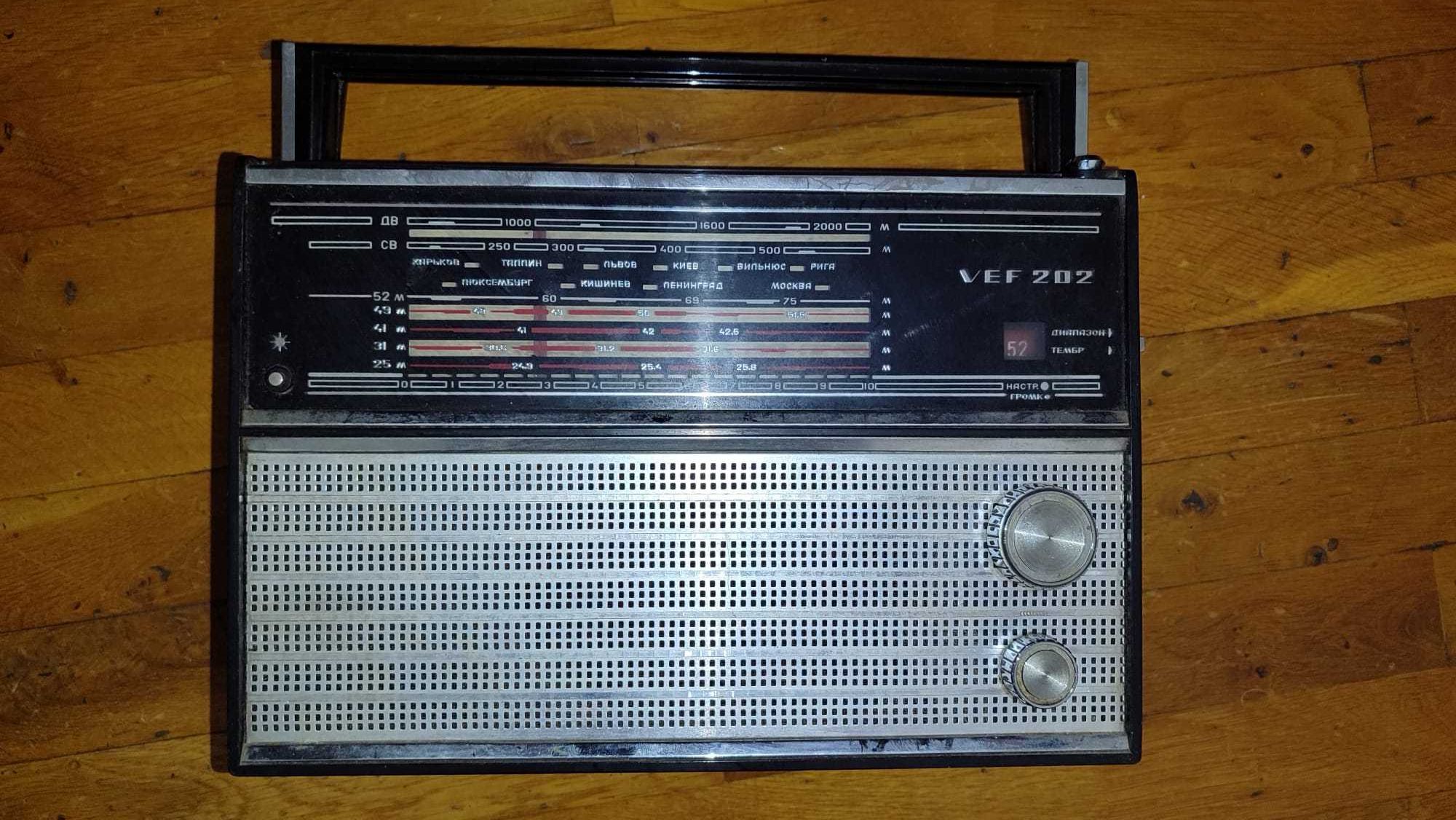 Radio Vef 202 vechi