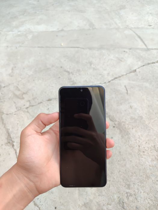 Redmi Note 12 128/6+6 Kelishiladigan joyi bor