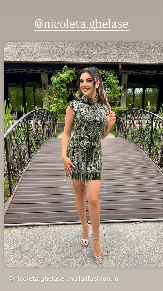 Vand rochie noua asos