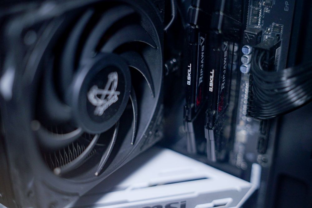 PC ,cu garantie + Windows 11 cadou