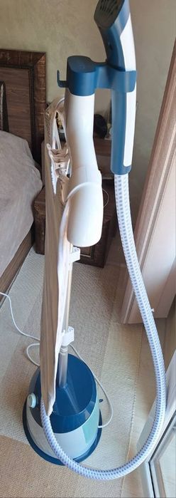 Парна ютия за дрехи Philips EasyTouch Plus
