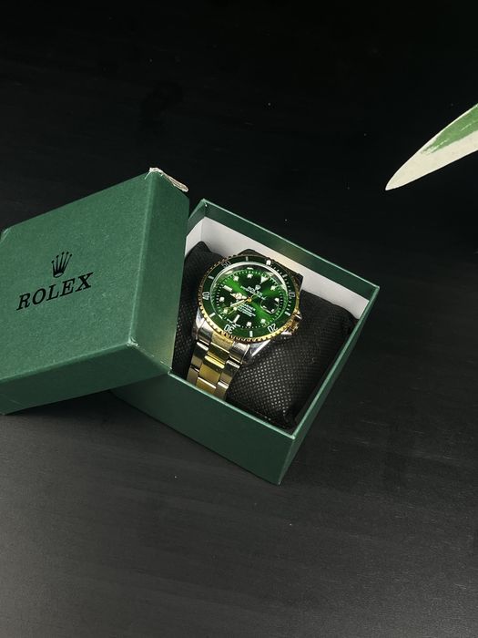 Rolex - Lux adevărat. Statut mare.