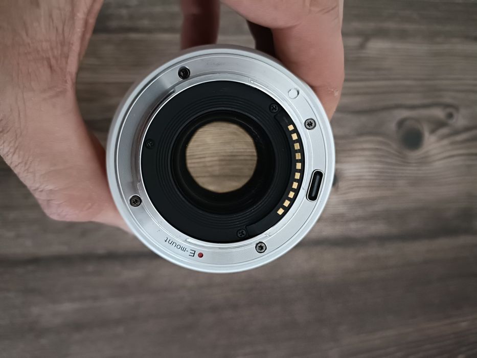 Sirui Sniper 23mm F 1.2  E Mount Sony