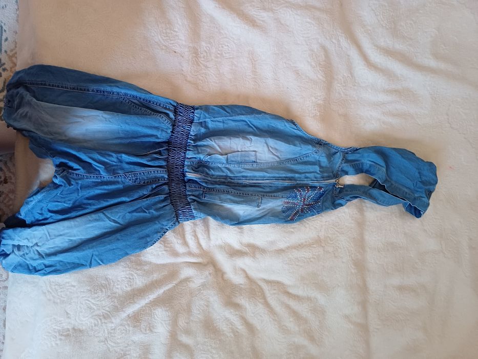 Продам вещи для девочек