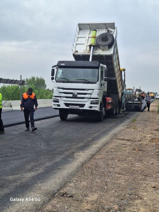 Riyal oladigan odam telfon qilsun